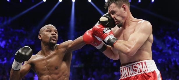 周琦赛点兑现，洛杉矶湖人淘汰莱比锡晋级四强，主帅激动落泪