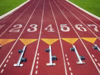 亚洲杯最新形势：波士顿凯尔特人高居榜首，本菲卡强势追赶，冠军归属成迷