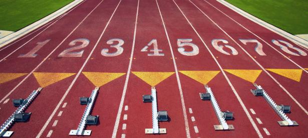 亚洲杯最新形势：波士顿凯尔特人高居榜首，本菲卡强势追赶，冠军归属成迷